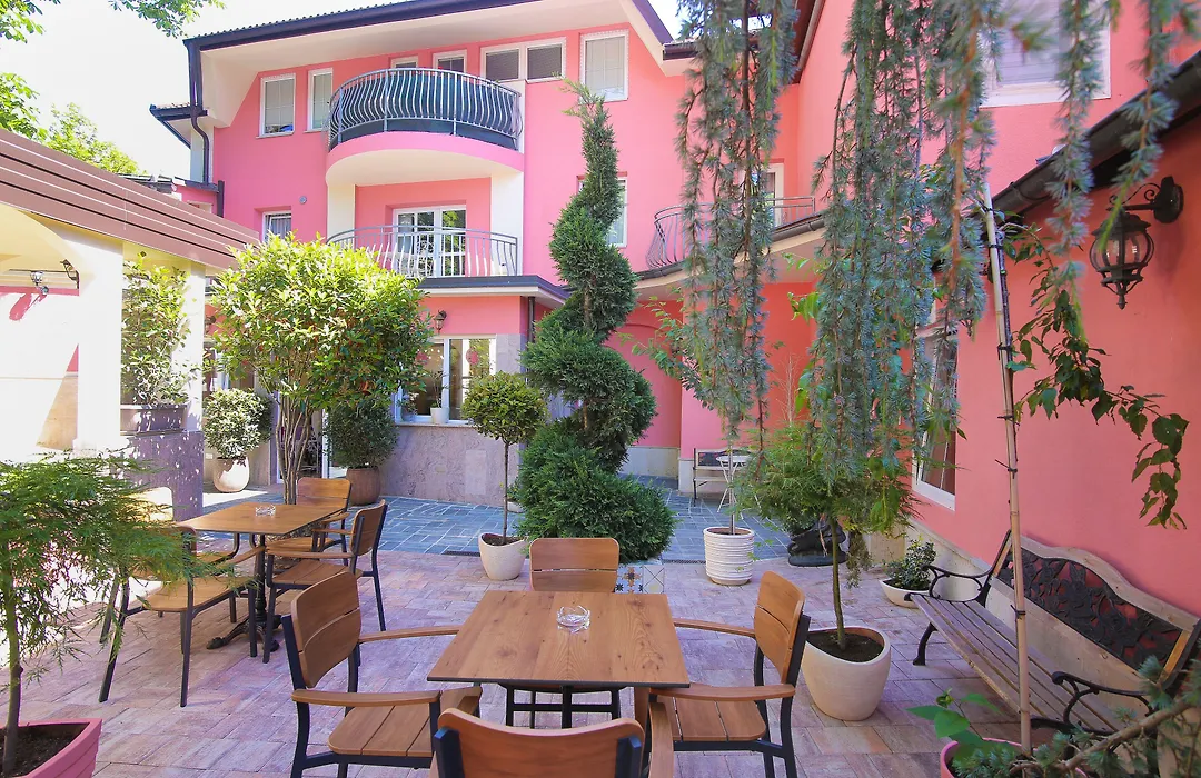 Boutique Hotel Asteria-1