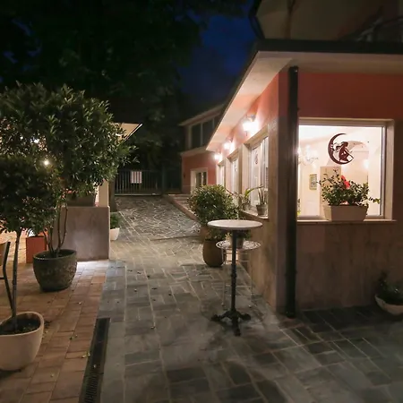 Boutique Hotel Asteria-3
